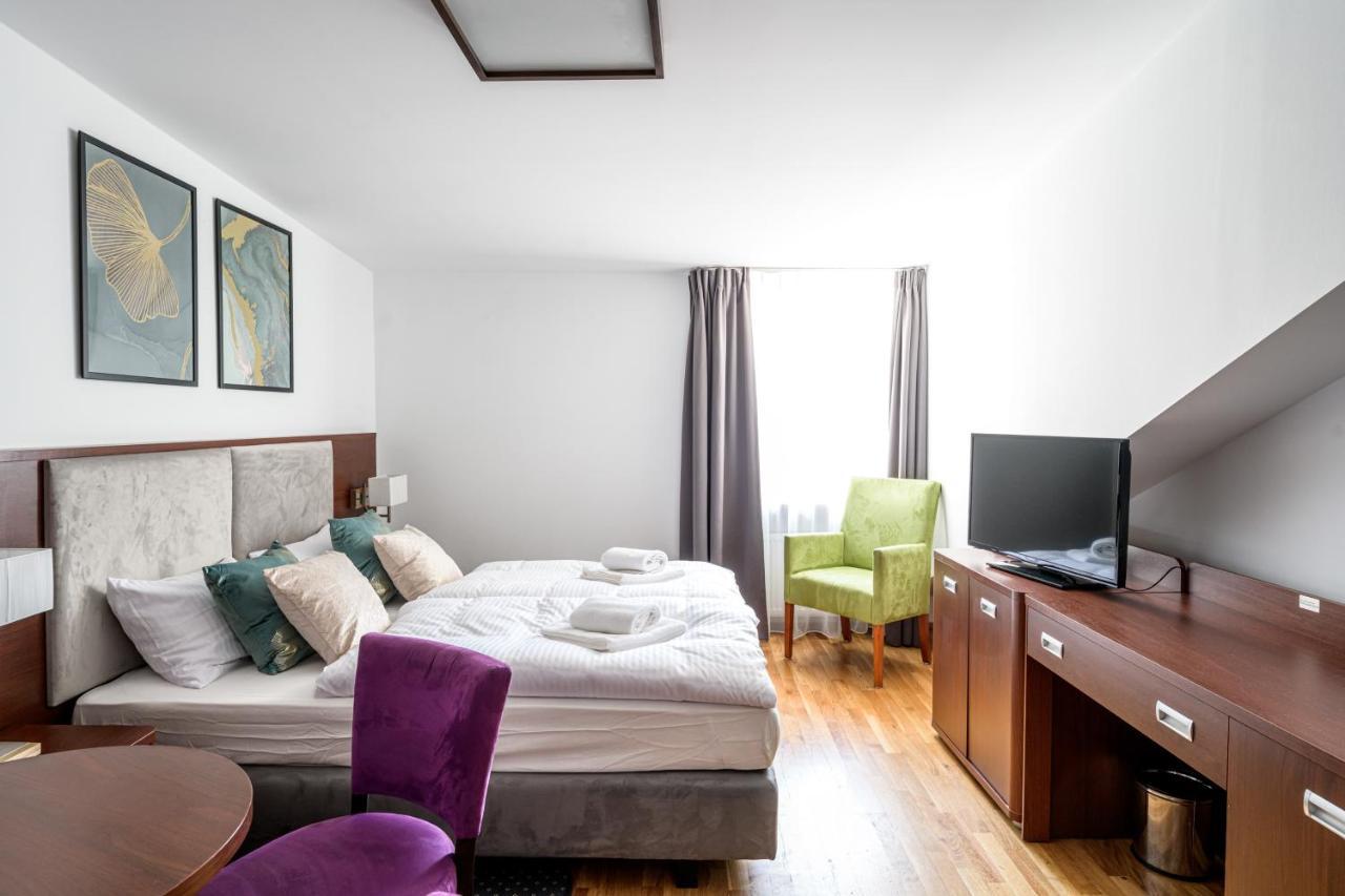 Superior Apartment