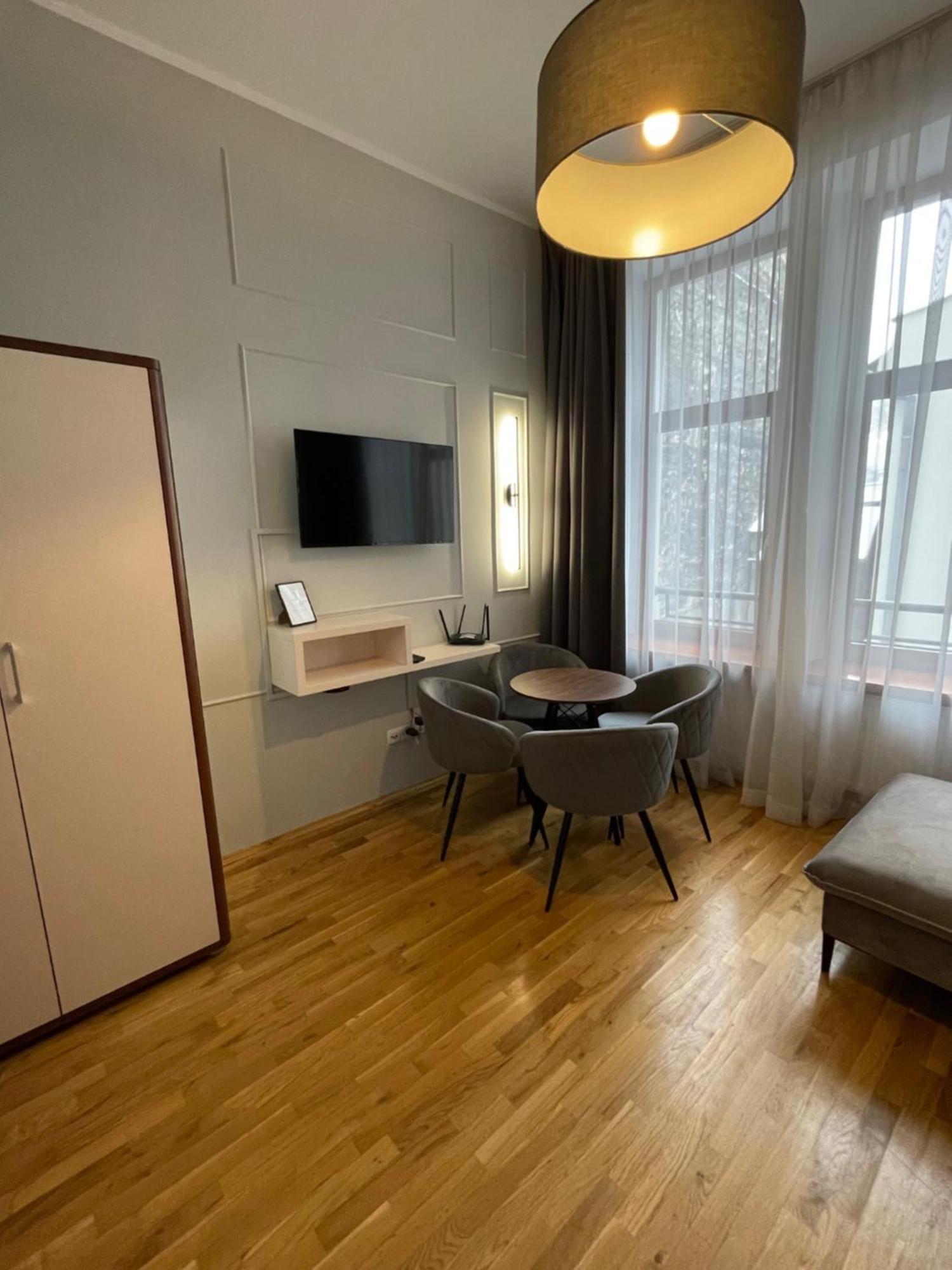 Superior Apartment